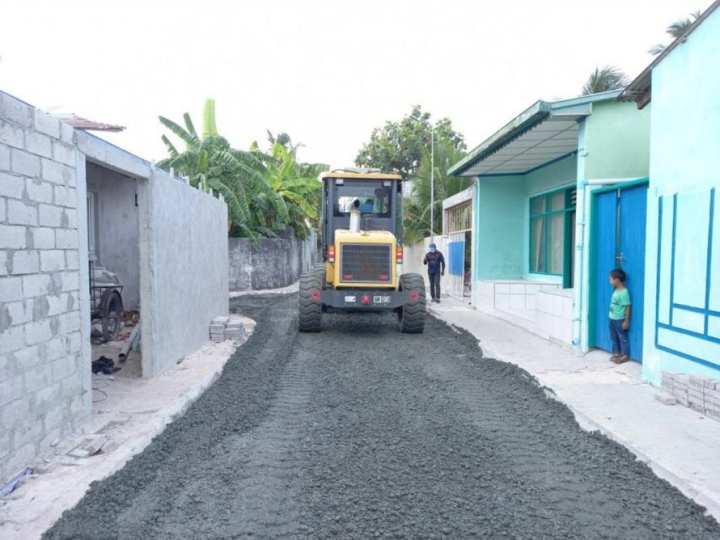 Ungoofaaru road development well underway