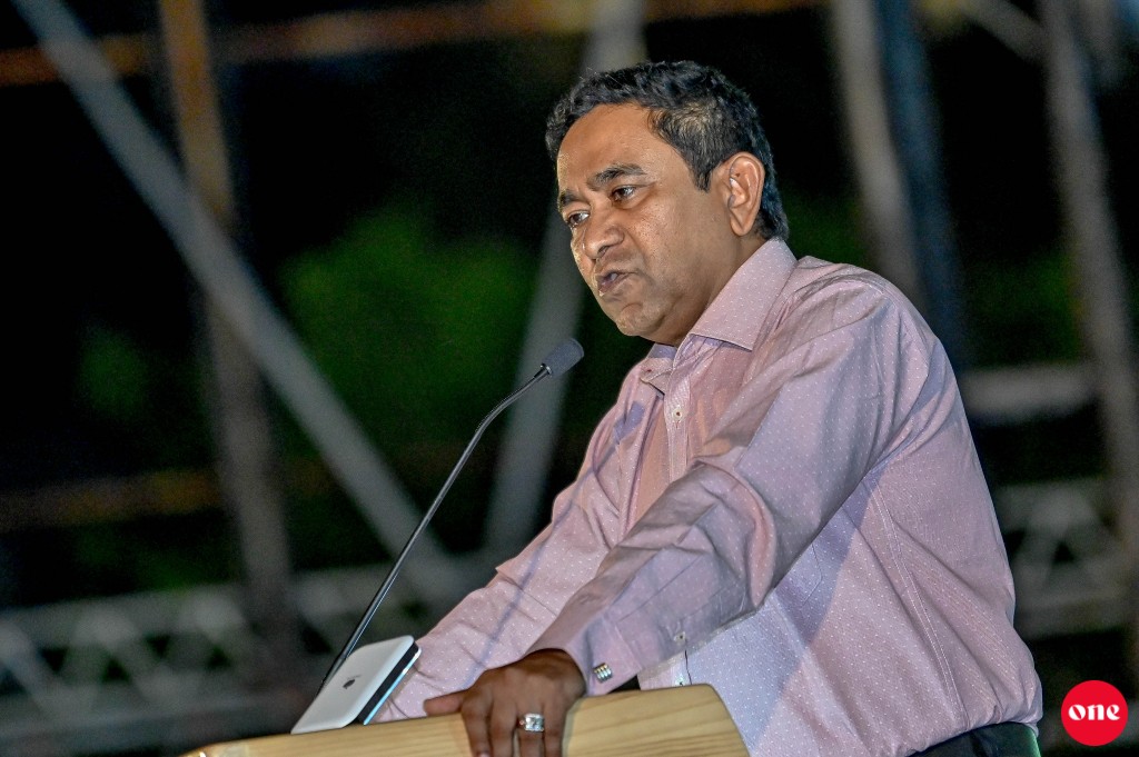 Qasim aai Nazim akee maru dhuvahah ves gahdhaarun: Yameen