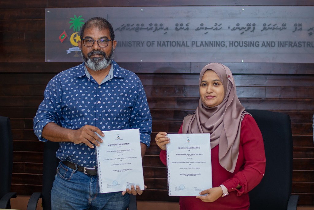 Thoddoo ge gondudhoh himaayai kurumuge mashroou bayakaa havaalu kohfi