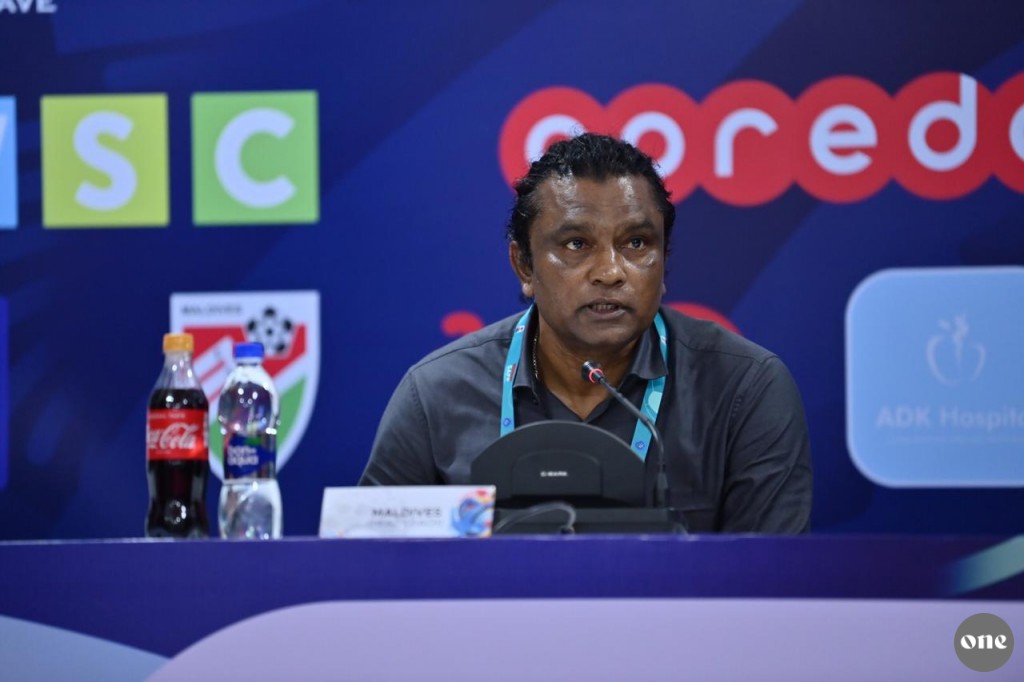 Kuriyah vure undhagoo haalathakah gosfi, dhen othee e haalathah hallu hoadhun: Suzain