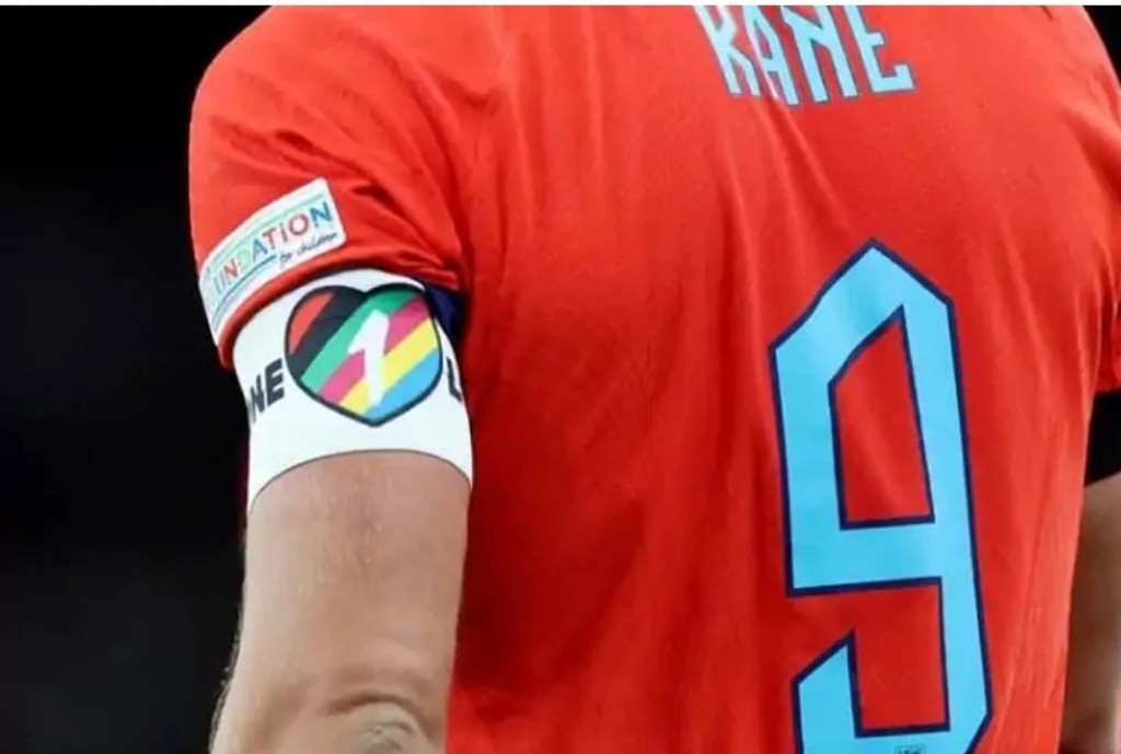 Joorimanaakuriyas Europege 8 teamehgge Captain in vihssaaradhuneege band alhaane
