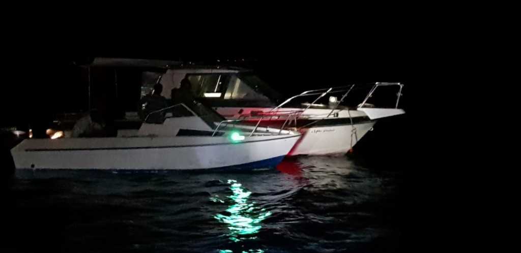 Gulhifalhu kairin 2 launch jehi accident eh, 12 meehakah aniyaa vejje