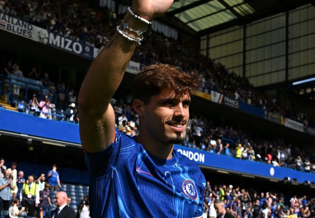 Chelsea in rasmeekoh Pedro dhakkaalaifi, agakee 54 million pound