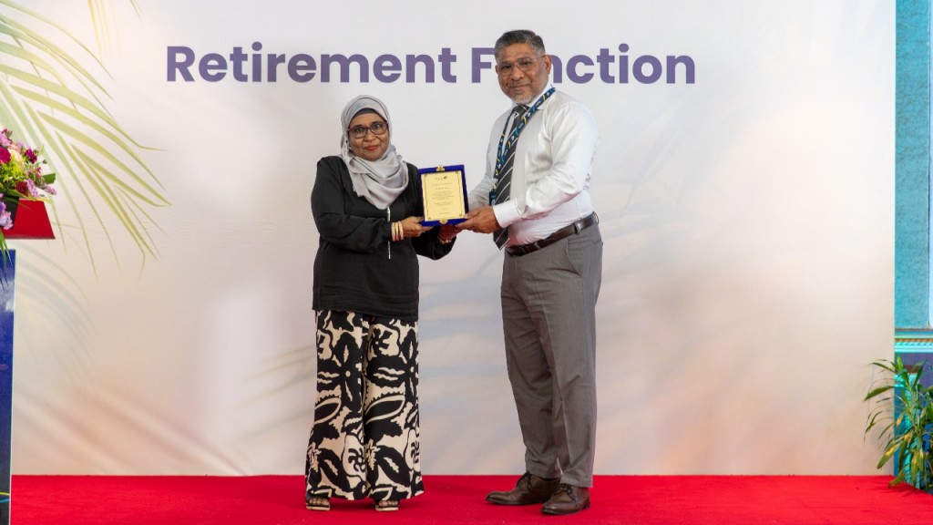 MACL ah enme dhigu muhdhathakah hidhumaiy kurevvi muvazzafuge gothugai Shaheemaa retire kurahvaifi