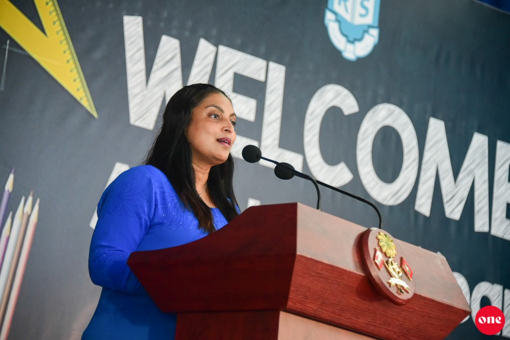 Dhivehi, Islam foehthah Male School thakah foarukohdheefin, atholhu thakah mi hafuthaagai fonuvaane: Education