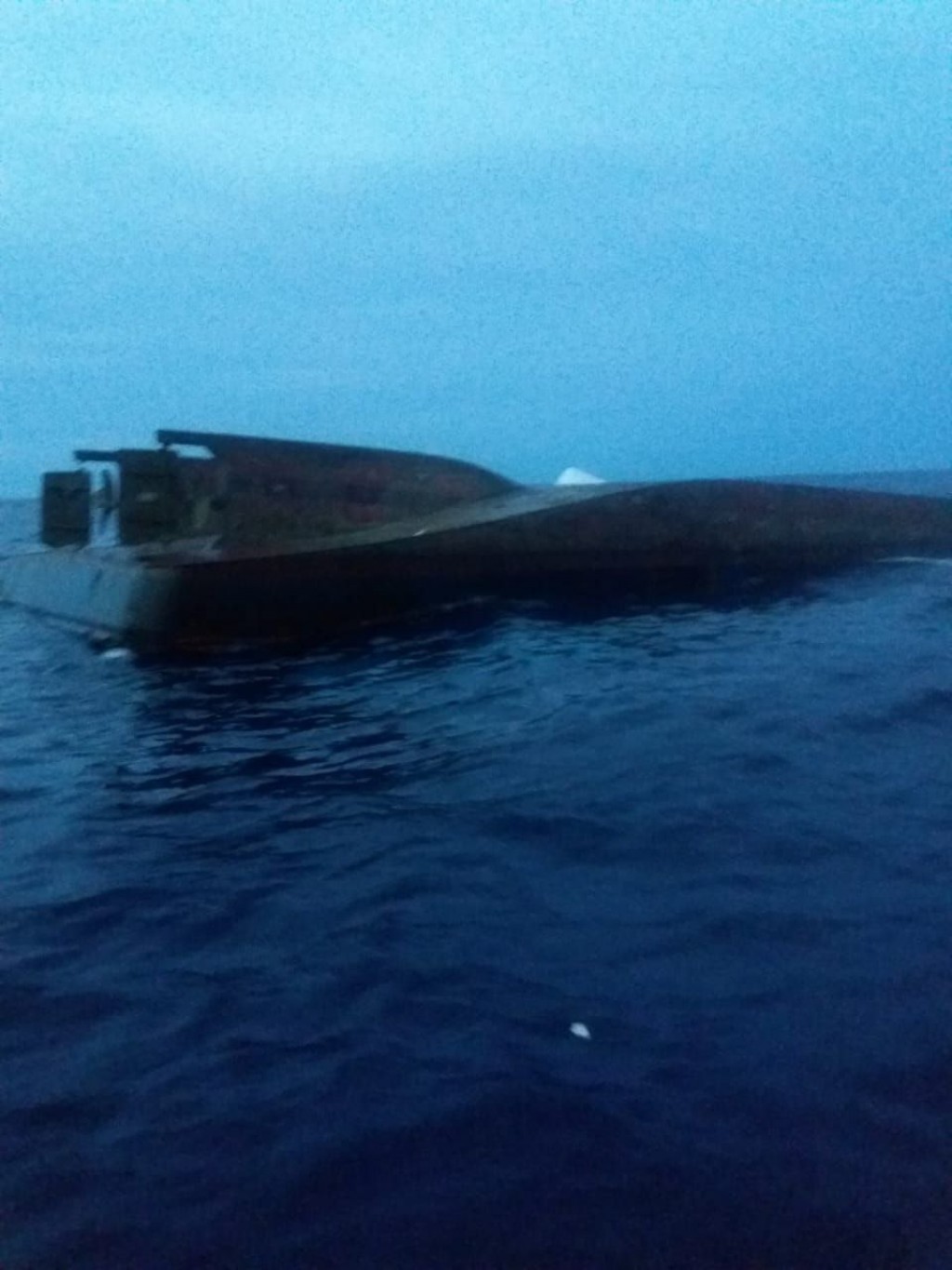Landing Craft eh bandun jahaalai, meehaku gelligen hoadhanee