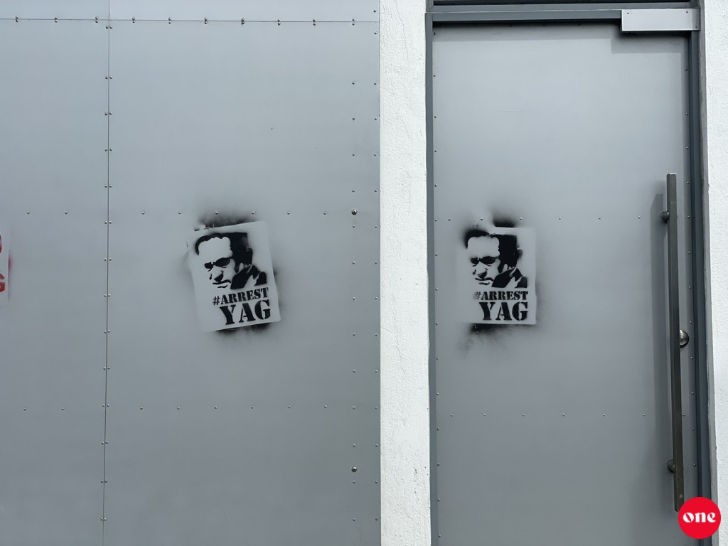 Raees Yaameen ge gekolhashaai PPM ofeehah spray jehi massalaigai hayyaru kuri meeha dhookohlaifi