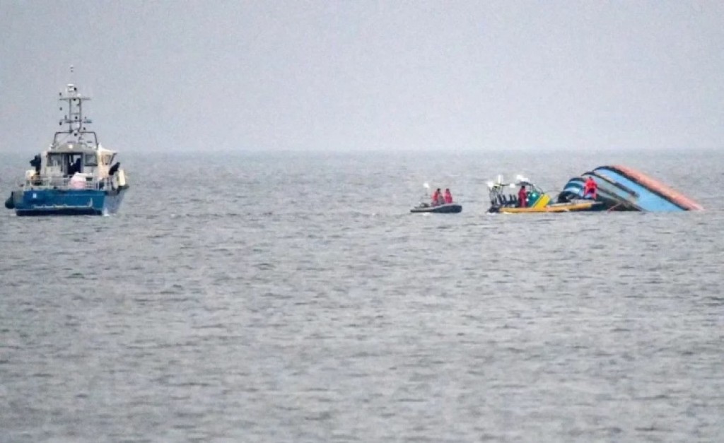 Mozambique gai ferry eh bandun jahaalai 94 meehun maruvehjje