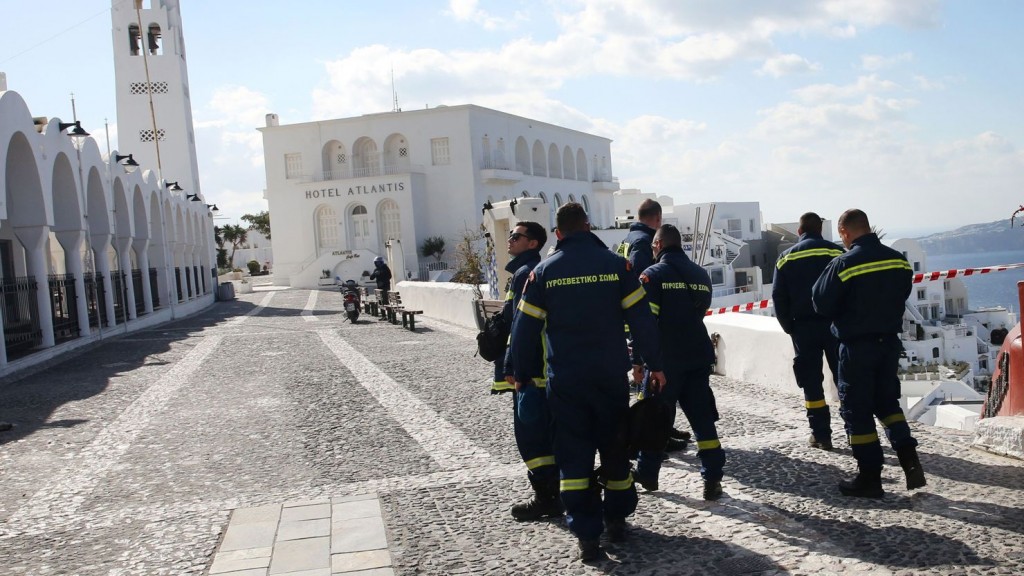 Greece ge Santorini gai kuhlli haalathu iulaanukohffi
