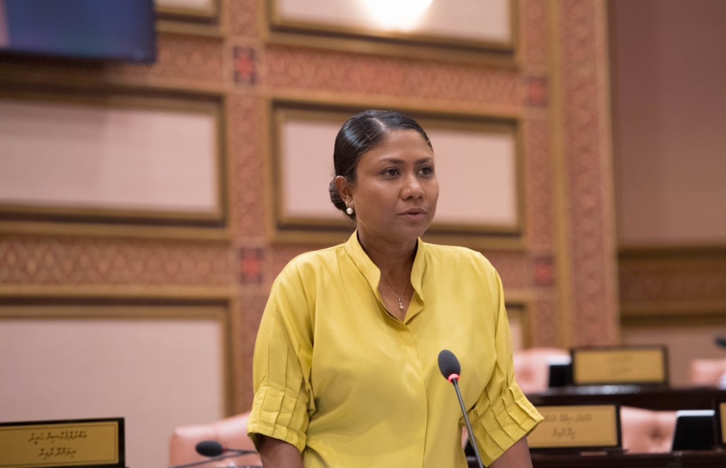 Islam dheenah furahssaara kurumakee jinaaee kushakah hadhan gaanoonulugoobaathah islaahu husahalhai bahus fashaifi