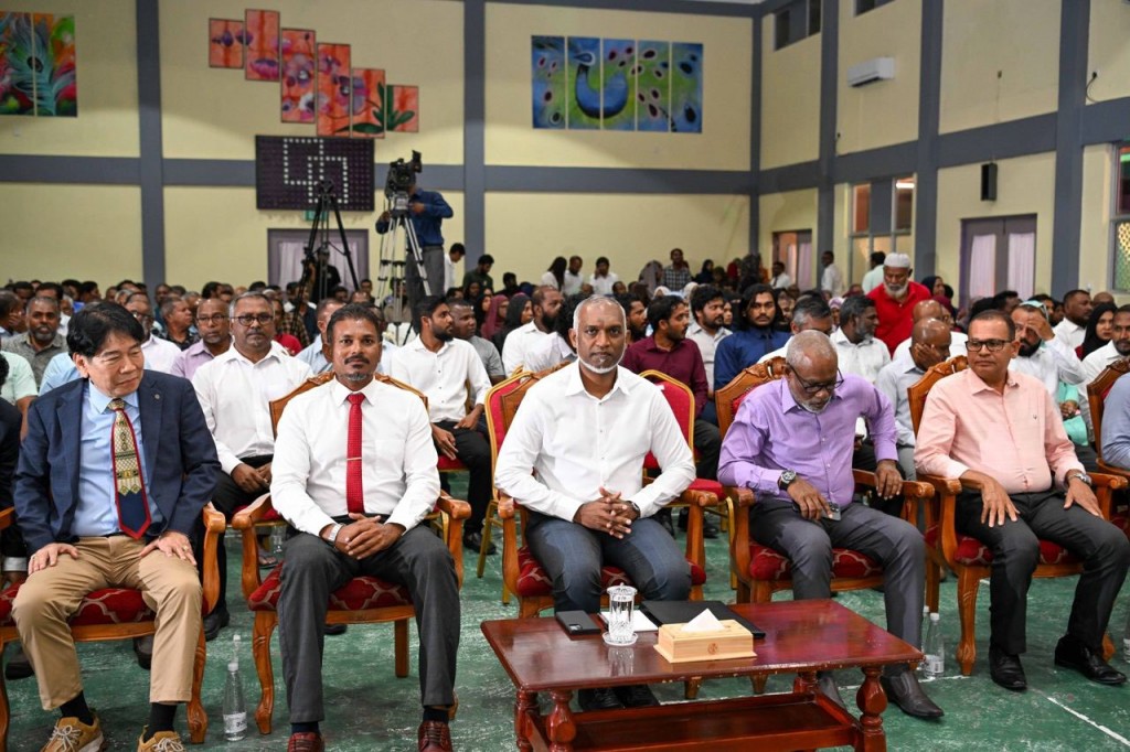 Thinadhoo International Airport ge mashroou 2 aharu therey nimeyne: Raees