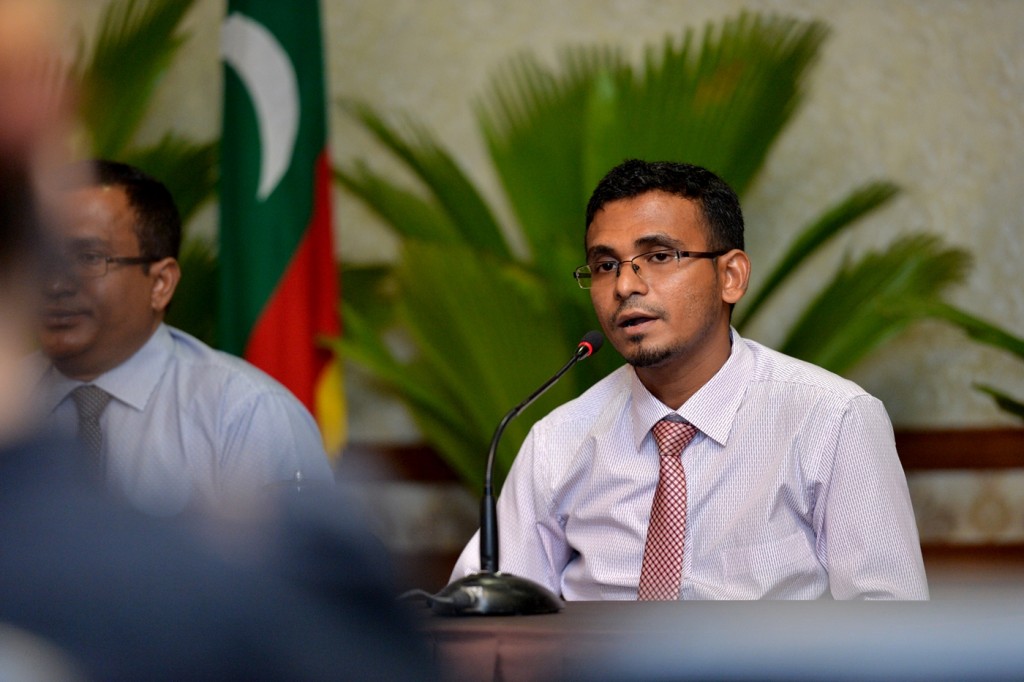Munavvaru Governor kamah ayyan kuran committee in faas kohfi