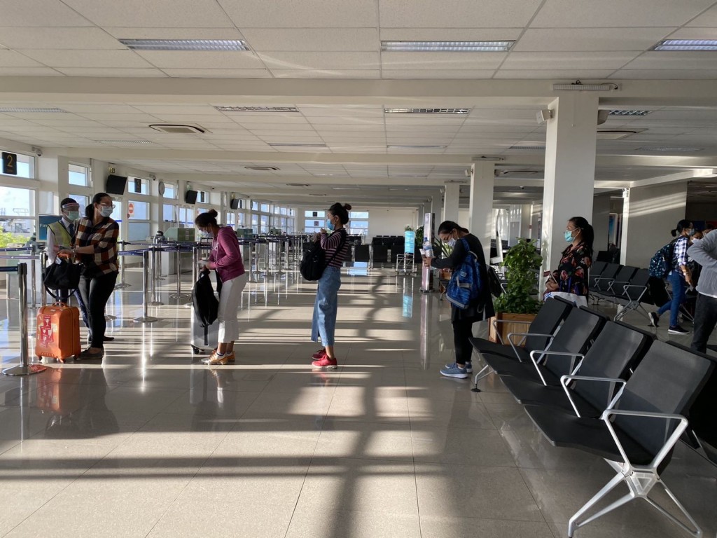 VIA ge domestic dhathuruthah kureege international terminal ah badhalukuranee 