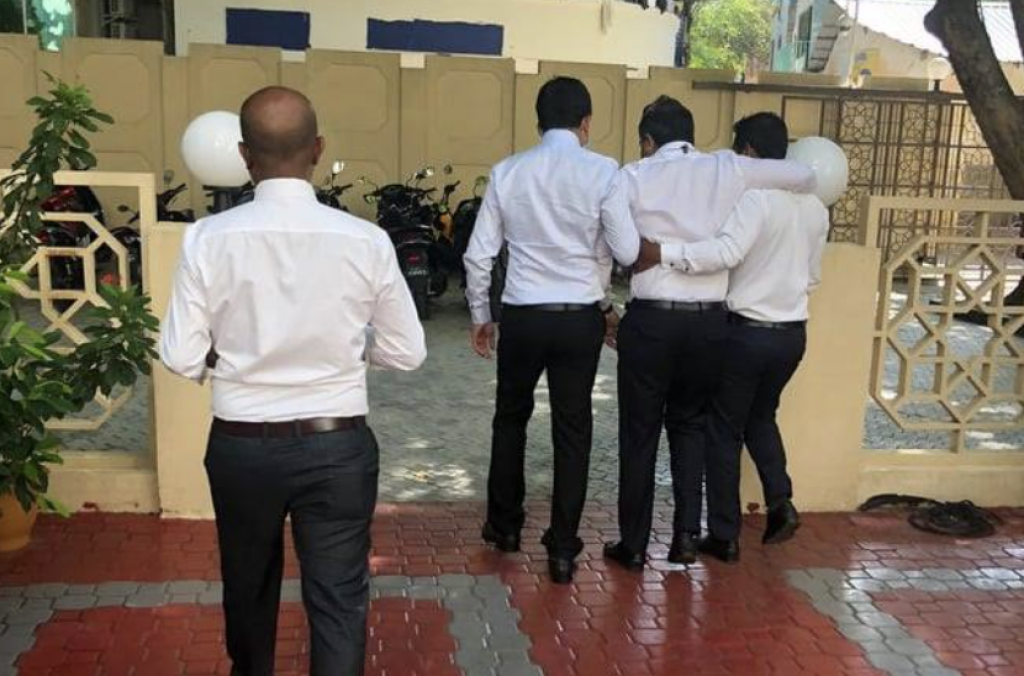 Shiyam ge sih'hee haalukolhu dhera vegen, ADK gai faruvaa dhenee