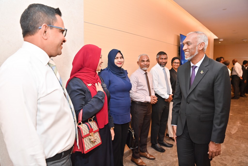 Sarukaarun kuraa rangalhu kankamah JP inn thaaeedhu kuraane, Airport ah dhiyaee Raeesge dhauvathakah: Nahula