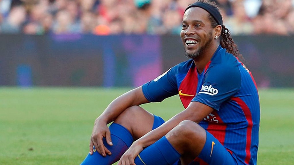 El Clasico legend innge match Real ah, adhives thari akee Ronaldinho