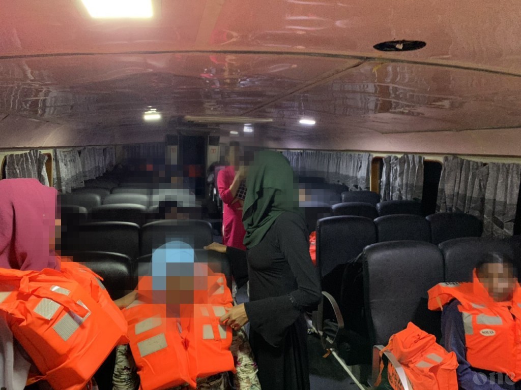 Life Jackets to be made mandatory for sea transport starting this month