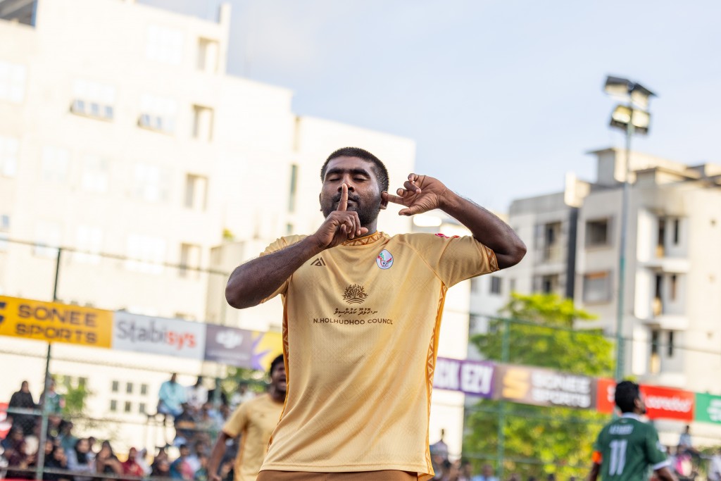 2 vana molhakaaeku group 1 vanaigai Holhudhoo final ah