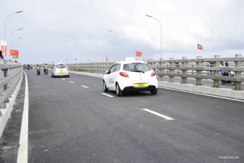 Taxi Center thakun taxi dhathuru thakuge agu bodu kuranee