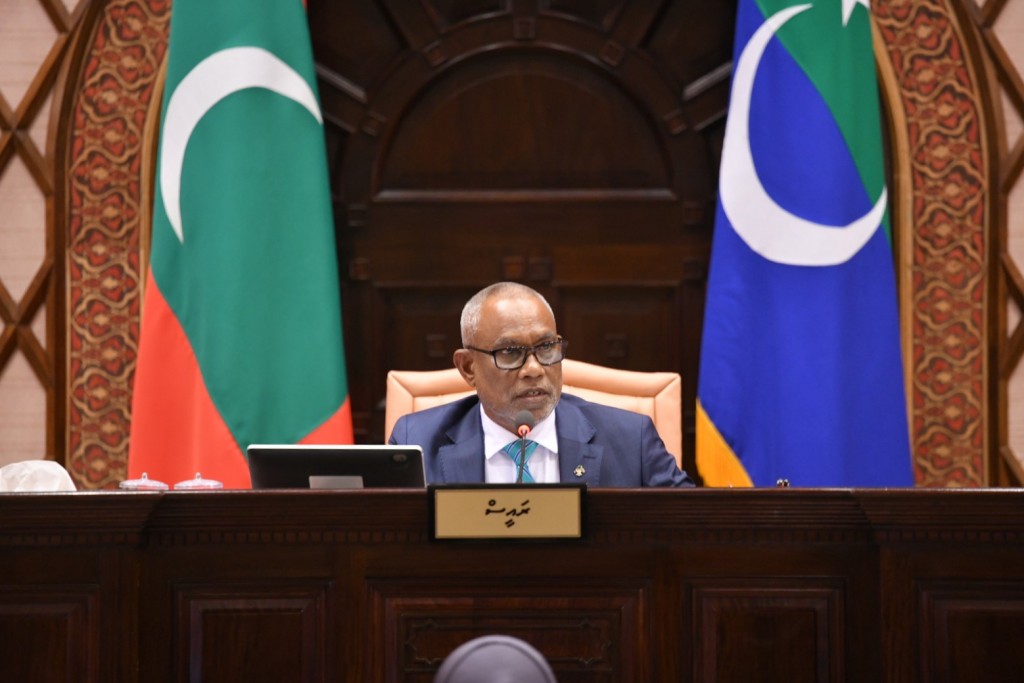 Thafathu hiyaaluthakah jaaga dheynan, ekamaku karaamaaiy nugelley gothah: AbdulRaheem