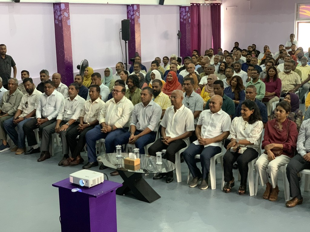 Riyaasee inthihaabah mi nikunnanee mihaathanah membership enme gina coalition aaeku: Raees