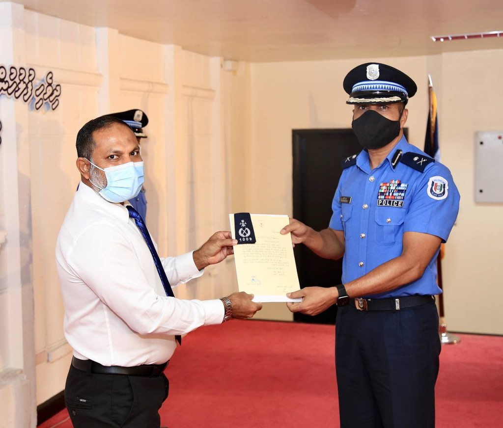 ACP akah hunnevi Ali Rasheed DCP ge magaamah ayyan koffi