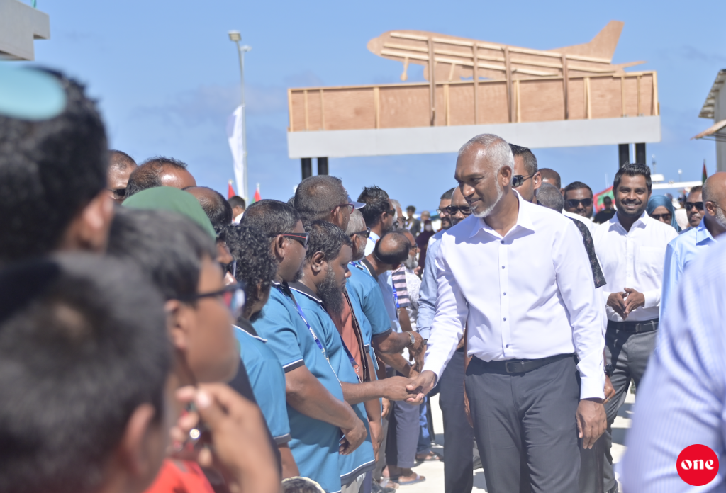Guraidhoo ge kudhibodu enmen nukume Raees ah hoonu maruhabaa eh!