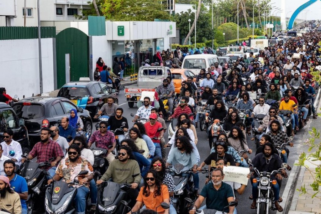 Nabihyaage dhifaaugai cycle bureh, ginaee zuvaanun
