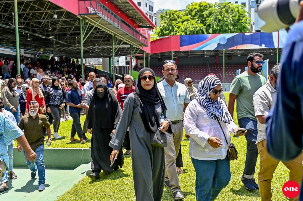 Sharuthu hamanuvaa kamah kandaelhee goaskoh kamah nimmai binveriyaa schemun meehakah goathidheyn hukum koffi