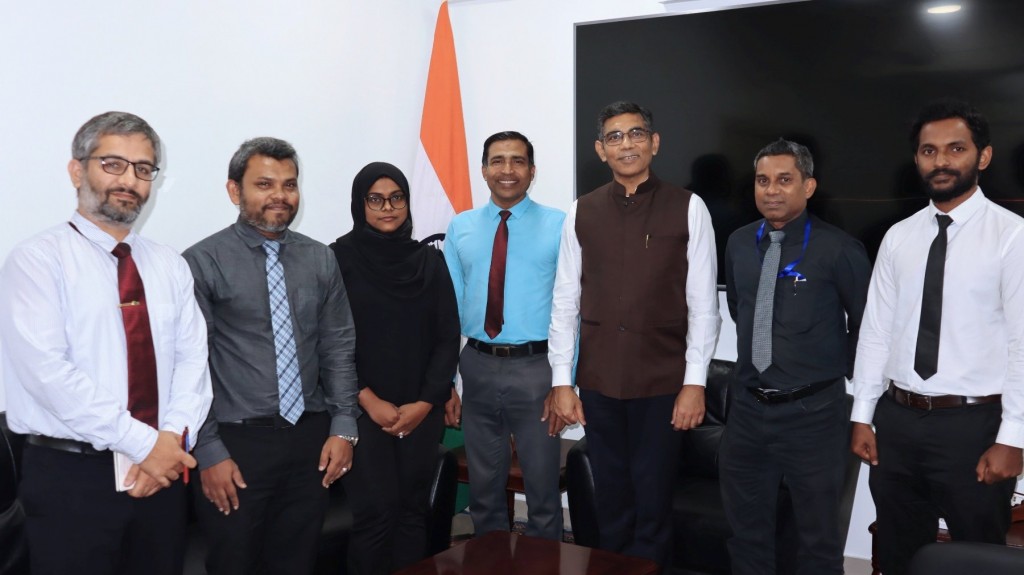 Dhivehi noosverin India ah fonuvaigen thamreenu kurumah mashvaraa koffi