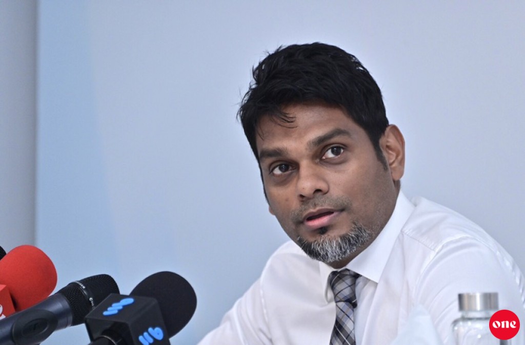 Anna aharu ge medhu thereyah gondhanfuh factory ge massakkaiy nimeyne: Amru