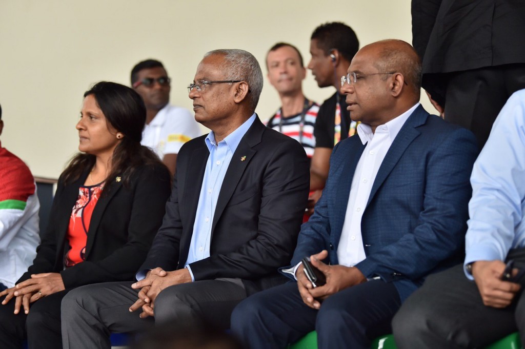 Aanmu majlis ge raees kan libumakee fahureh: Raees