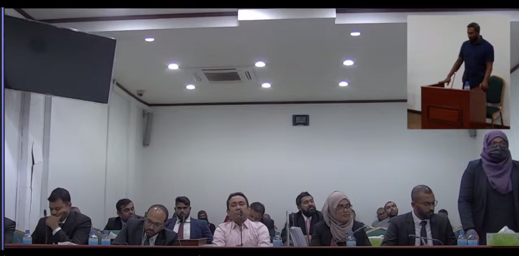 Yoosuf Naeem ah Raees Yaameen dheyn dhevvi faisaa gunee rengandu kameh dhuvalukameh nyenge: Hekiveriya