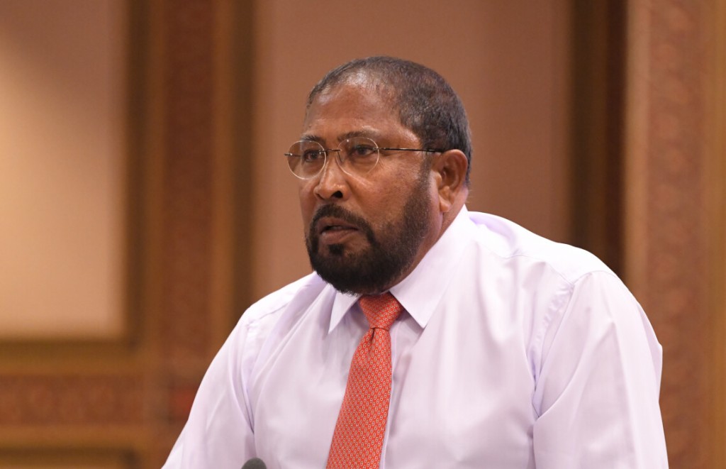 Ingireyseen ge himaayaiy nulibunu nama Raajje varah bodah nikamethivees: Qasim
