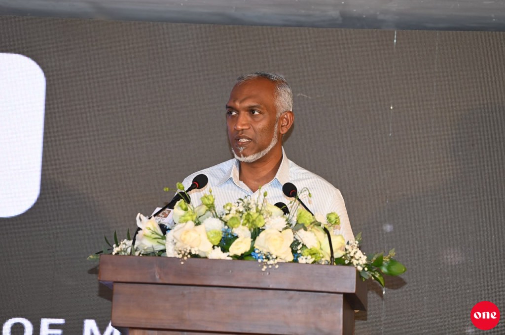 Velaanaa Airport ge mashroou anna september ah ninmeynekamuge yageenkan ebaoiy: Muizzu