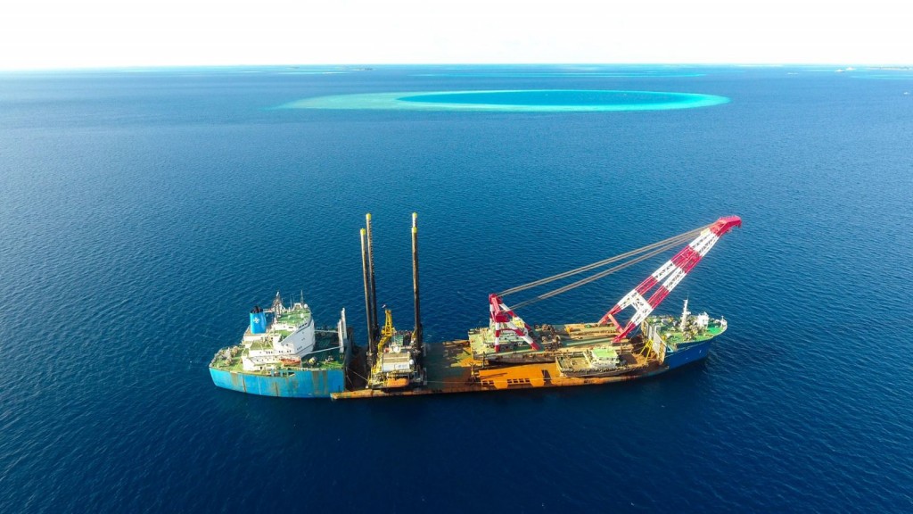 Male-Thilafushi bridge aai port ge masahkaiy 3 aharu therey nimeyne, ekamah negi loan 2 percent ahvure kuda: Fayyaaz