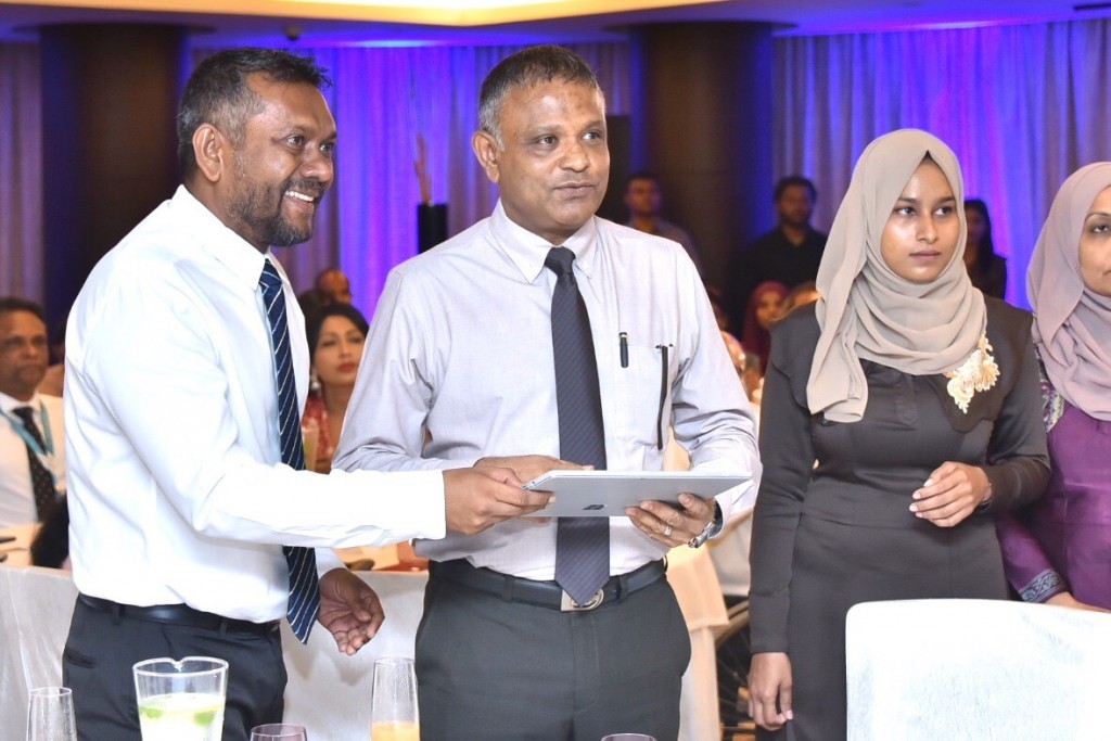 Application for Income Support for August to expire on 30 September