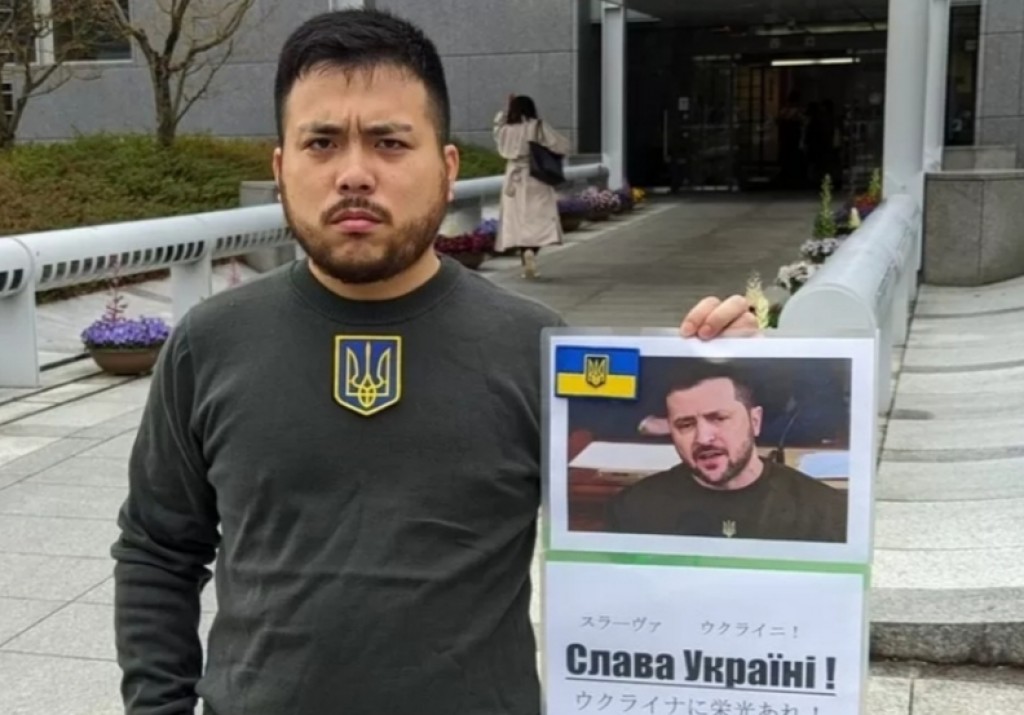 Japan ge dharivaraku diploma balai dhiyaee Zelensky hedhigen