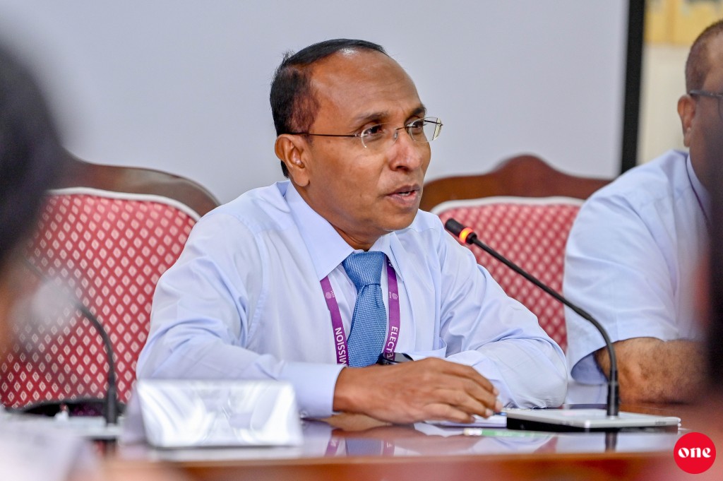Riyaasee candidate in form hushahalhan onna muddhathu ithuru kuran gaanoonu isalaahu kuranee