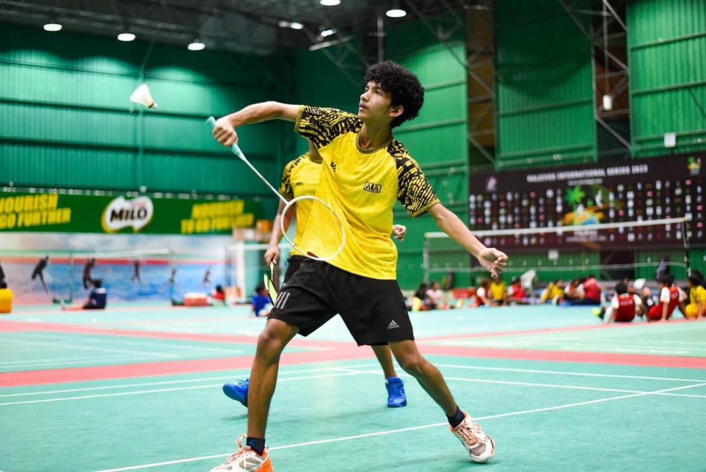 AIBA open junior badminton championship, 225 kudhinnaaeku miadhu fashanee