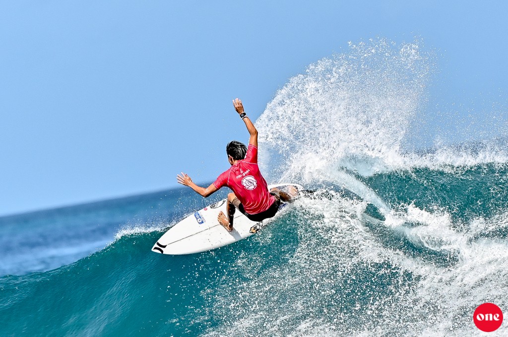 One Photo: Asian surfing championship 2023 ge junior final heat thah