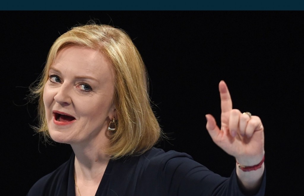 Adhuge dhuniye: Liz Truss ge avas vehttumaai aa record gaaimuvun!