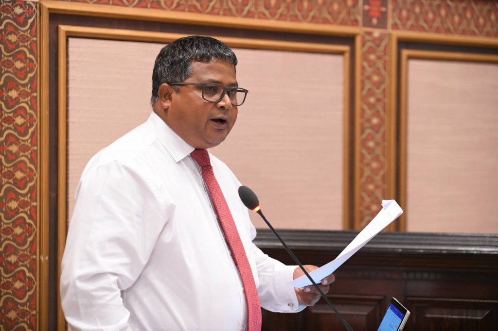 Dhuvaalaku 500 tone ge kuni process koh 8 megavolt ge currant ufeddhey plant eh Thilafusheegai gaaimu kuranee