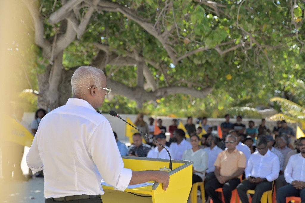 Sababu bandehyyakaaeku council raees vidhaalhuvanee Veyvah mihaaru e'ee Dubai kamah!