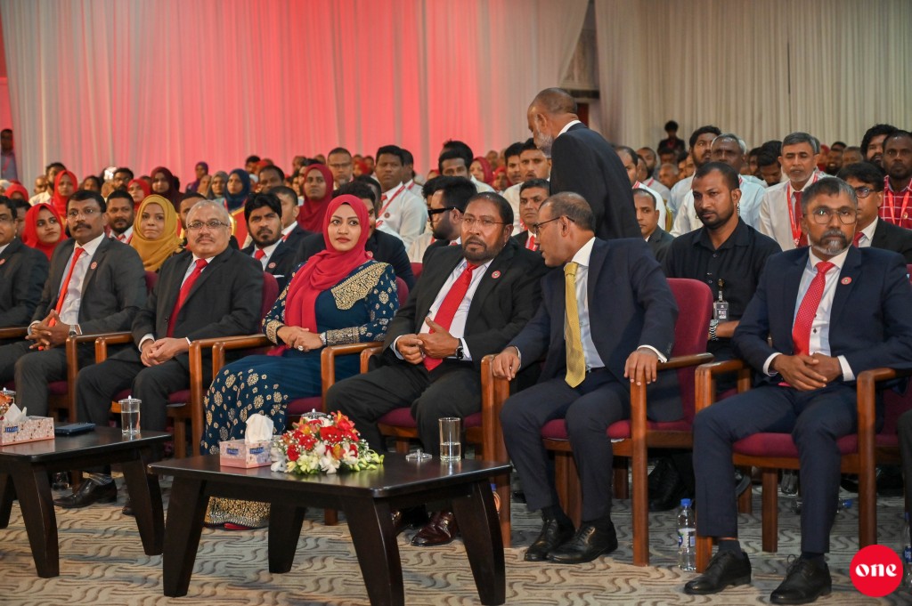 JP ge riyaasee candidate kamaai coalition hedhumube mashvaraa kurumuge baaru Qasim ah dheefi
