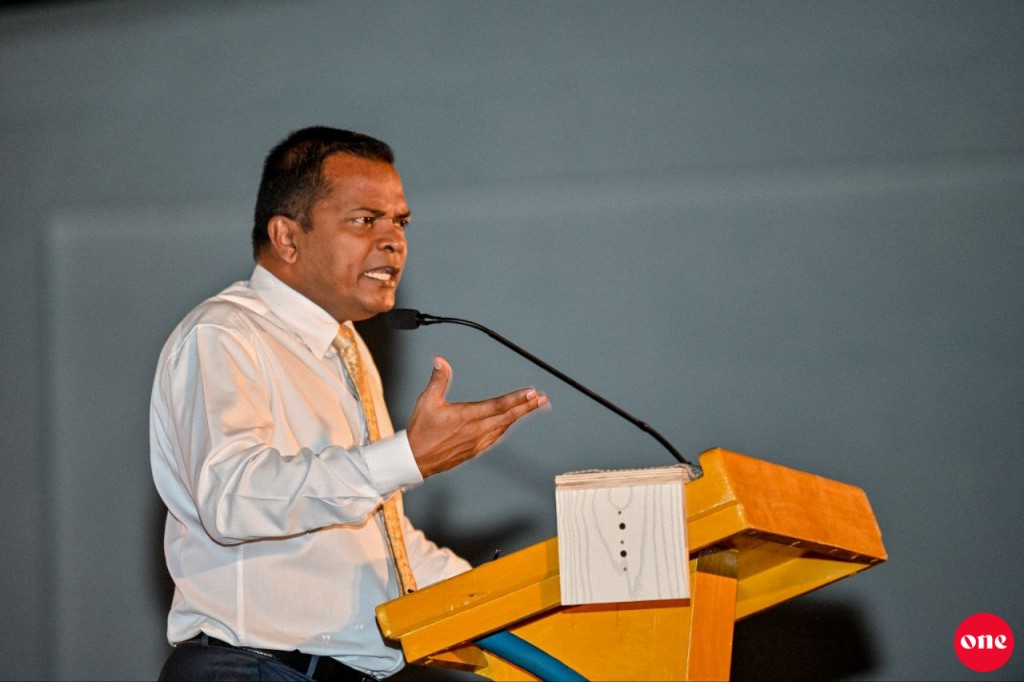 Addu stadium ah alhaanulumun Nizar ge faadukiyun kuree sarukaarah!