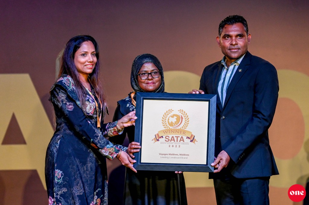 SATA aw: Leading honeymoon manzil aai eku Raajje ah 21 ran award aai 9 rihi award