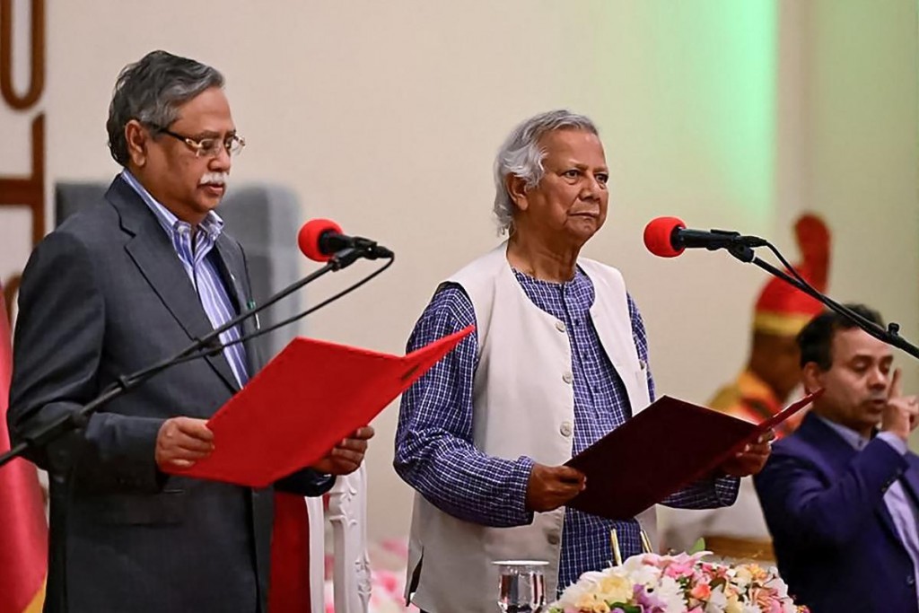 Vaguthee gothun Bangladesh ge sarukaaraa havaaluvevadaigennevi Yunus ah Raees Muizzu maruhabaa vidhaalhu vejje