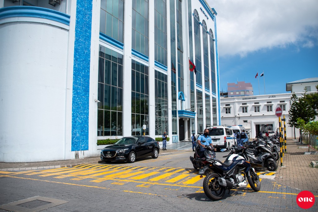 Scam thakun midhiya mahu 1.6 million rufiyaage gellun