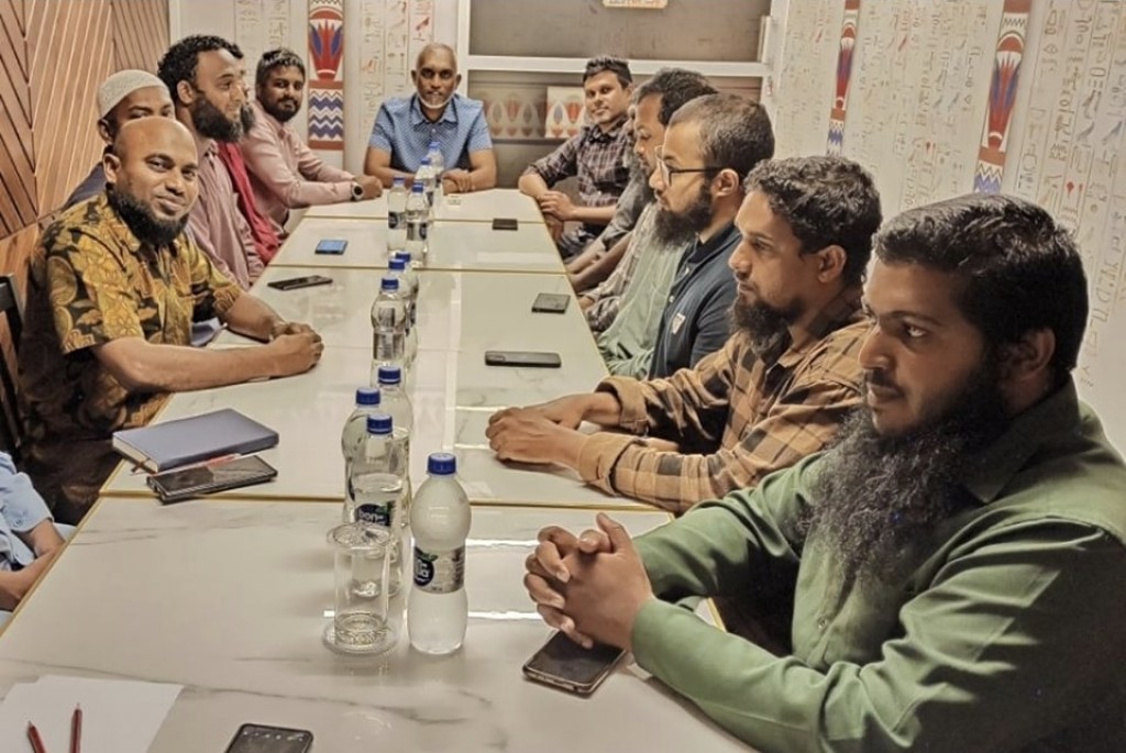 Ilmveringe gulhumuge gina beyfulhunge thaaeedh Dr. Muizzu ah